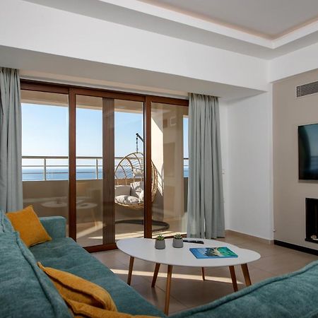 Overview Chania With Sea View And Amazing Sunset Chrissi Akti Chania Exterior foto