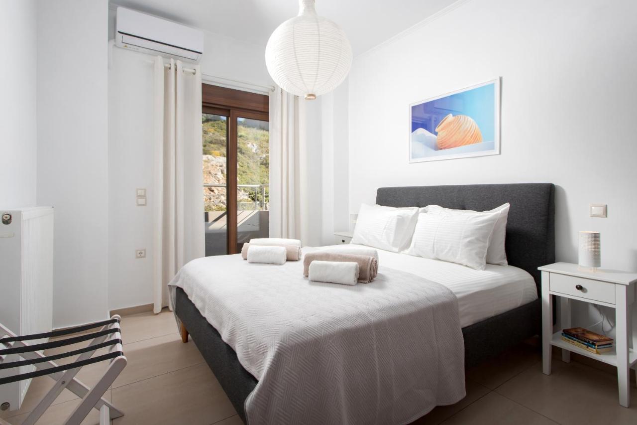 Overview Chania With Sea View And Amazing Sunset Chrissi Akti Chania Exterior foto