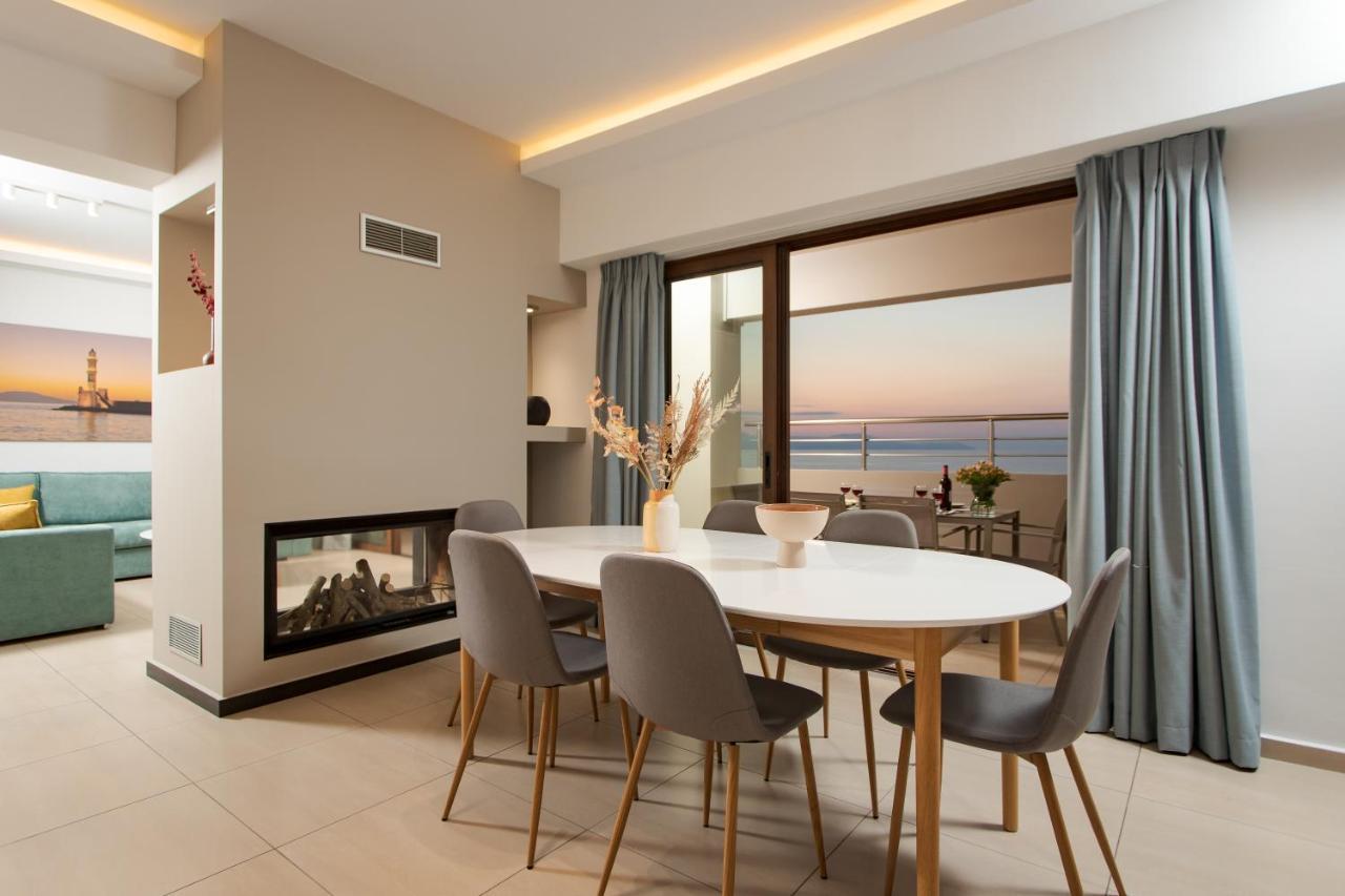 Overview Chania With Sea View And Amazing Sunset Chrissi Akti Chania Exterior foto